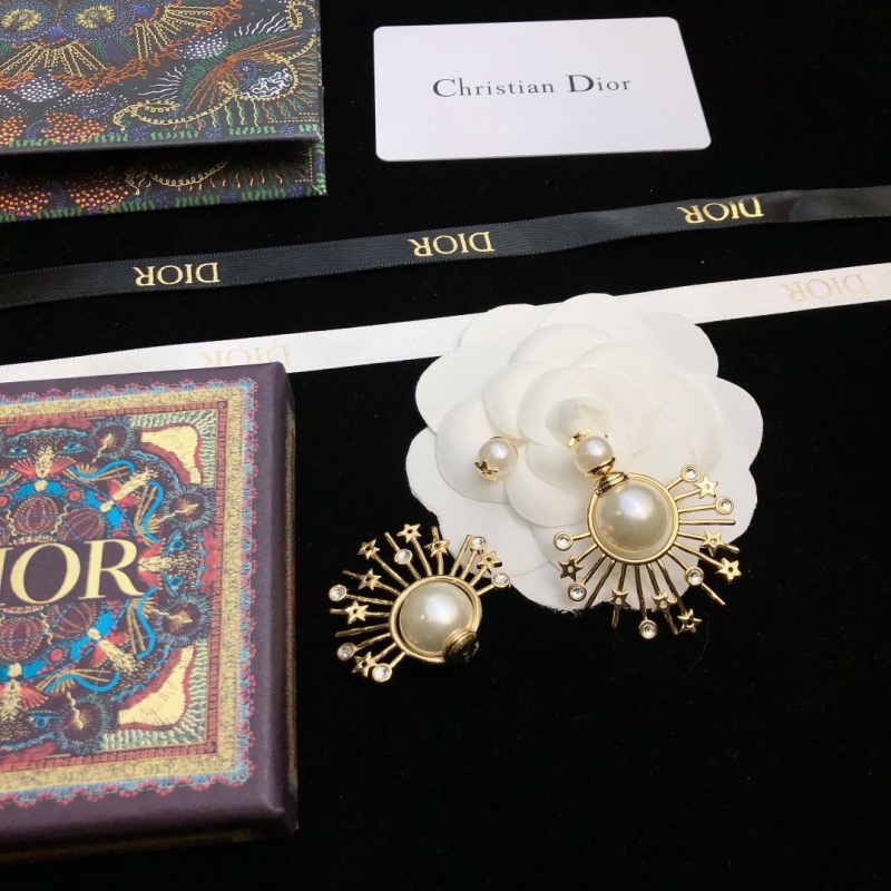 chr1st1an D10r earrings